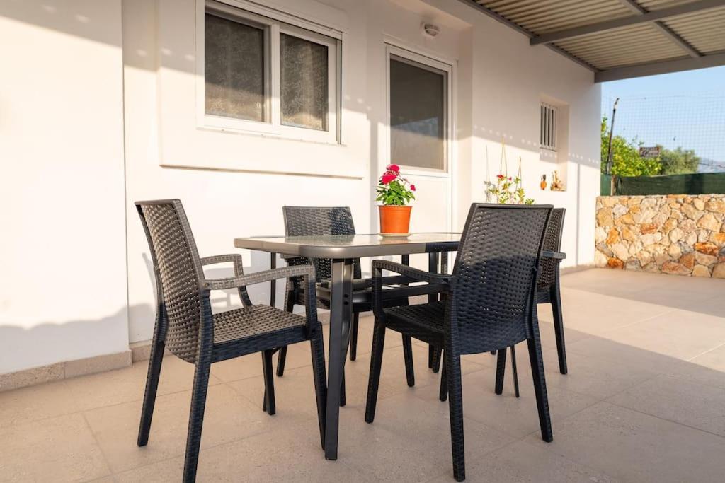 شقة Zografia - Charming House Near The Coast مارماري المظهر الخارجي الصورة
